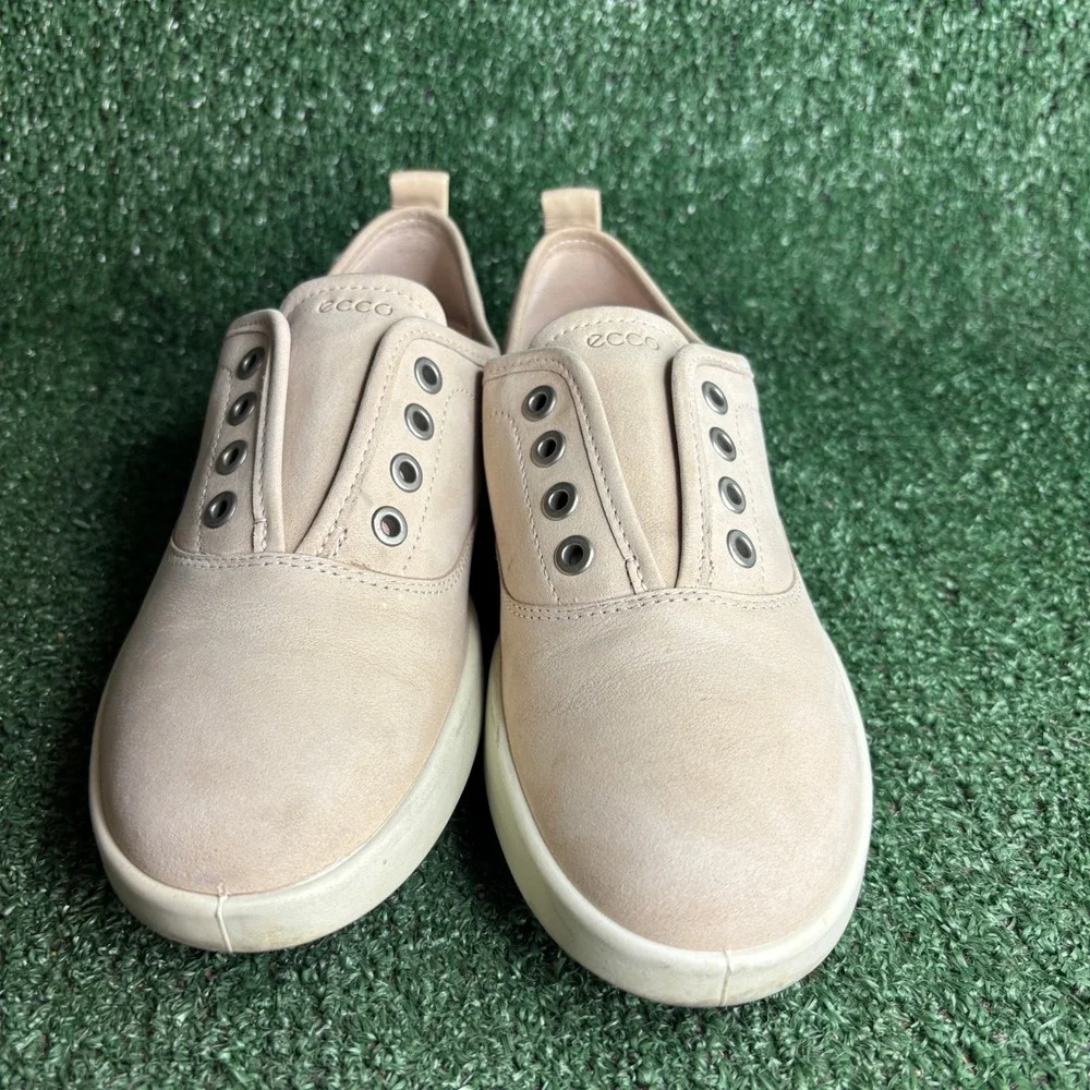 ECCO‎ Laceless Leather Slip On Walking Casual Sneaker Light Pink Womens Size 6